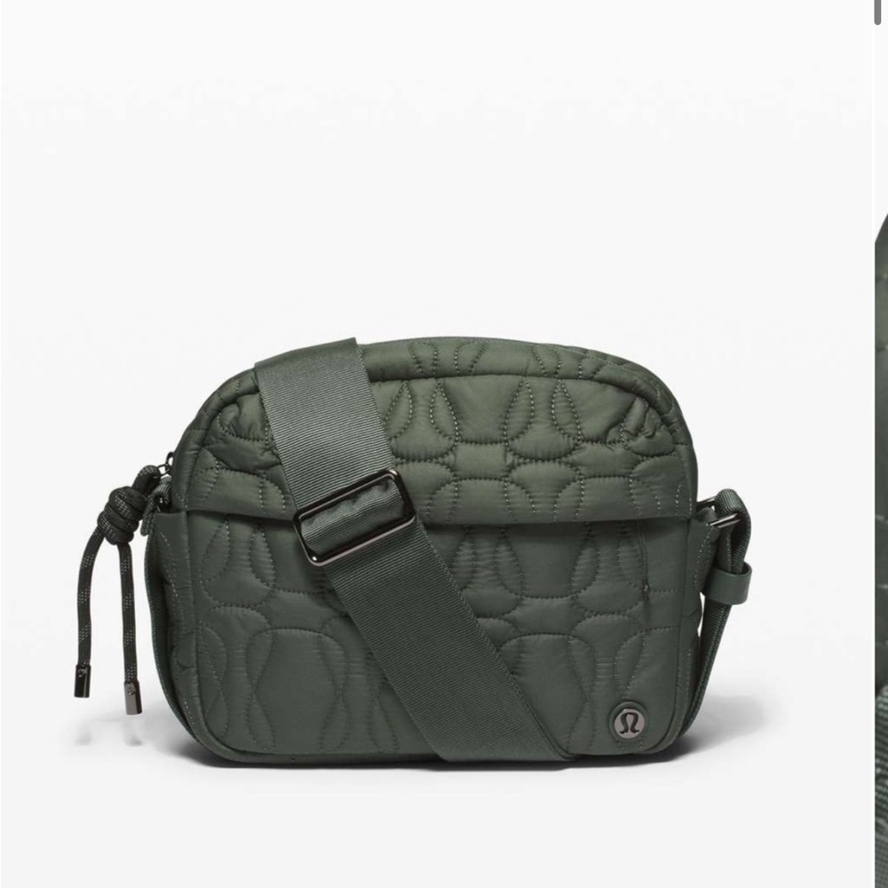 Lululemon bag